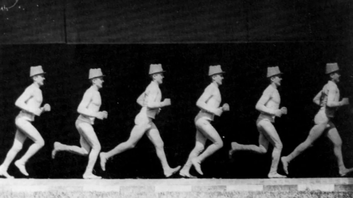 Étienne-Jules Marey's 1883 chronophotograph of a runner, six strides on one plate